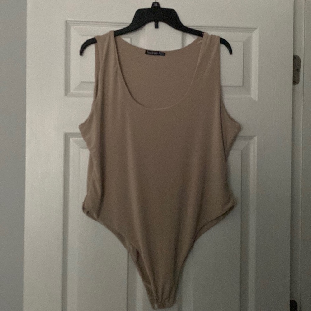 Boohoo sleeveless bodysuit